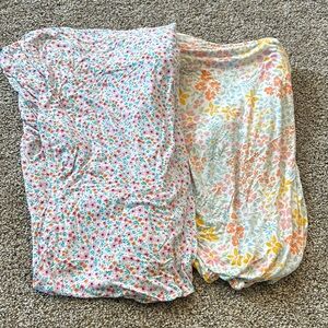 Two Posh Peanut Crib Sheets: Floral Print, EUC, Super Soft and Cozy